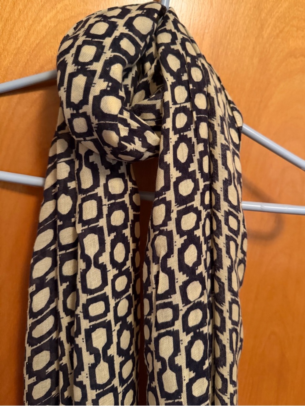 NWT Banana republic black and tan square print scarf 24”x78”